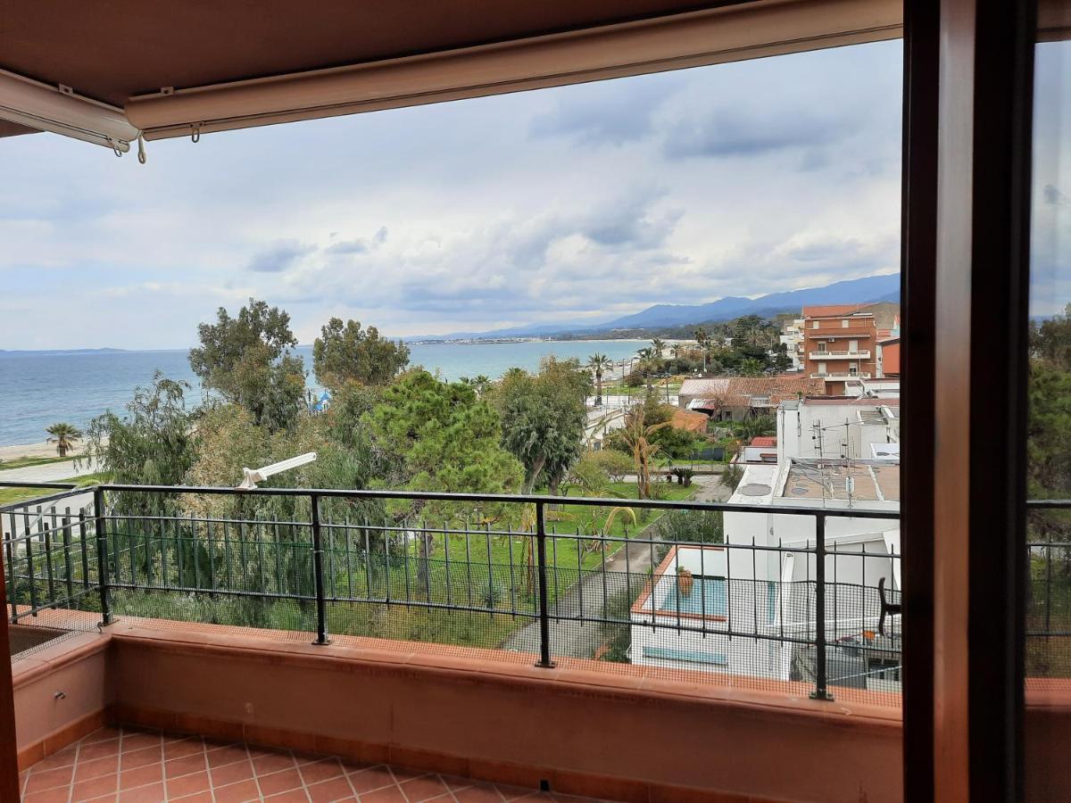 Golfo di Tindari Apartments Falcone Bagian luar foto