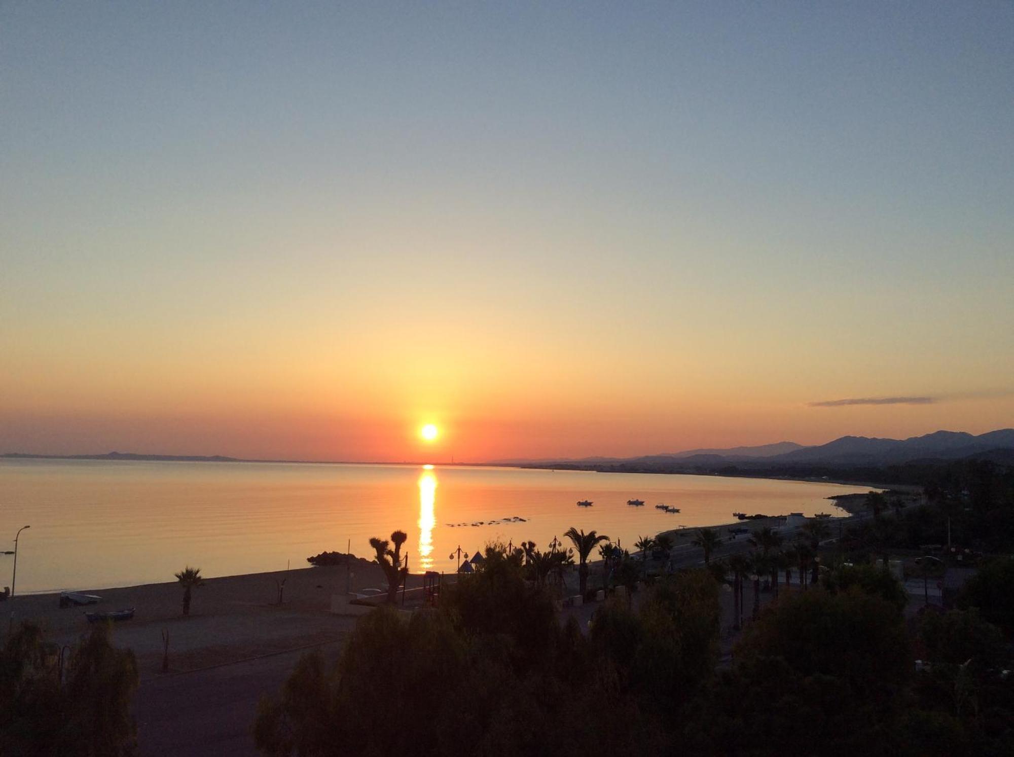 Golfo di Tindari Apartments Falcone Bagian luar foto