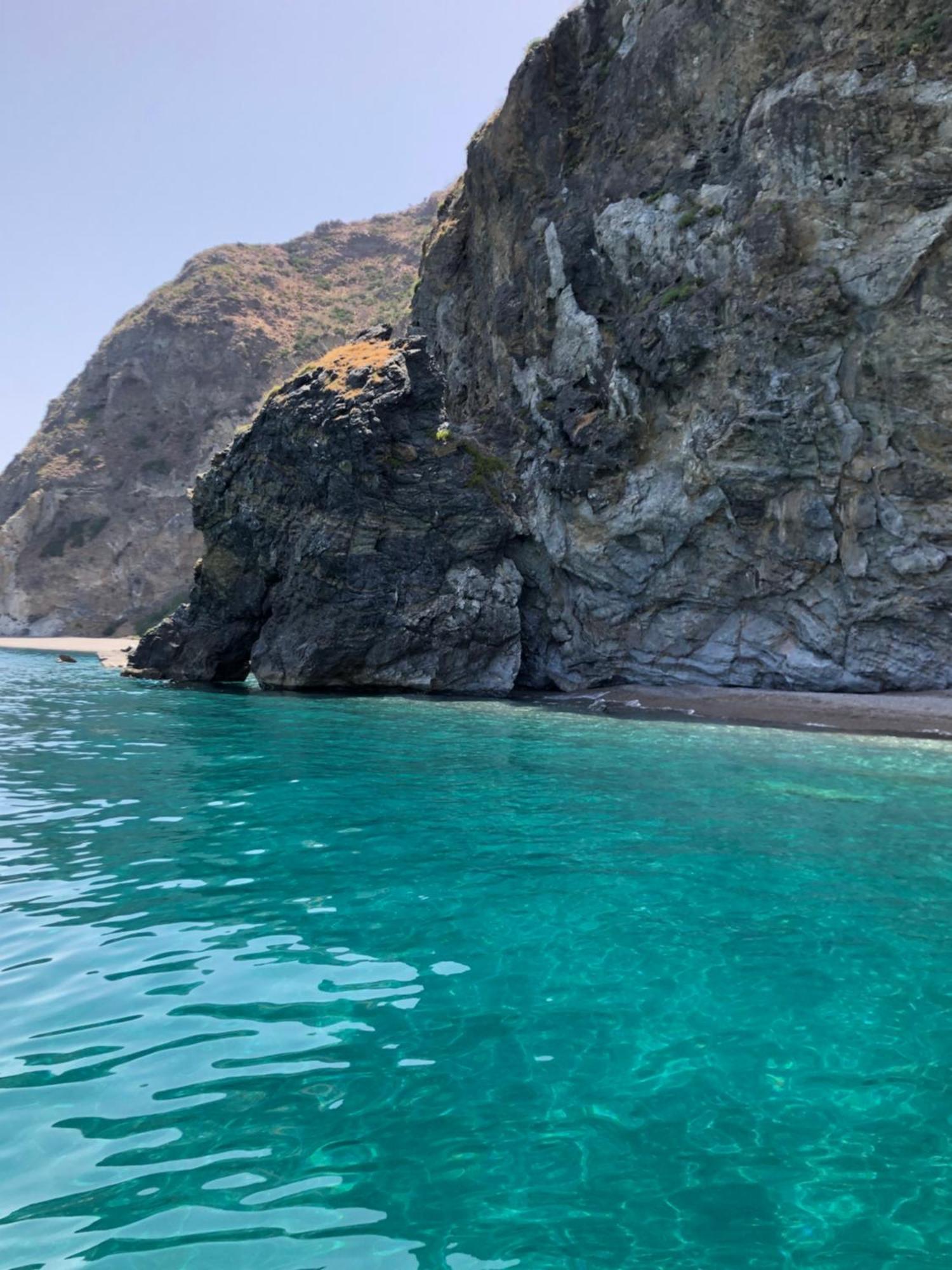 Golfo di Tindari Apartments Falcone Bagian luar foto