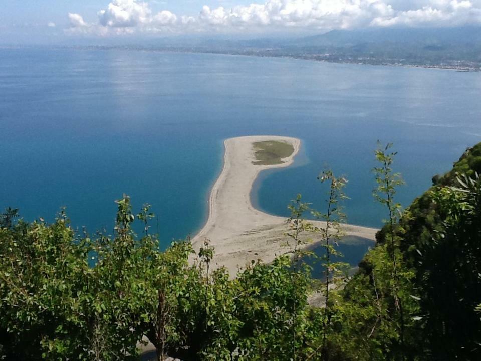 Golfo di Tindari Apartments Falcone Bagian luar foto