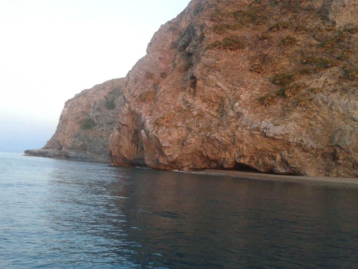 Golfo di Tindari Apartments Falcone Bagian luar foto