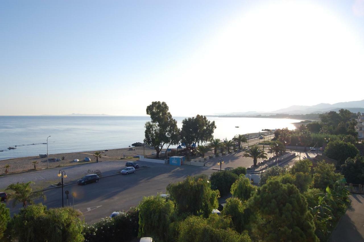 Golfo di Tindari Apartments Falcone Bagian luar foto