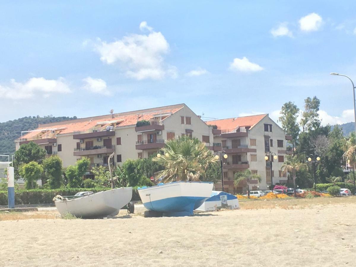Golfo di Tindari Apartments Falcone Bagian luar foto