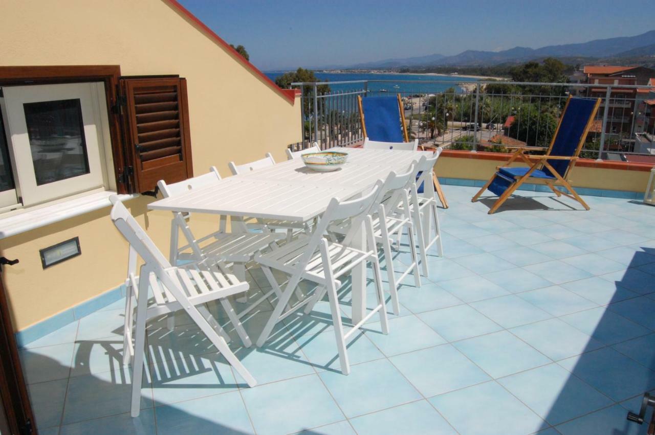 Golfo di Tindari Apartments Falcone Bagian luar foto